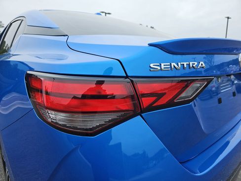 Used 2023 Nissan Sentra SR w/ Electronics Package FWD image 34