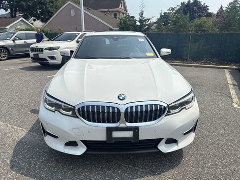 Used 2019 BMW 330i xDrive Sedan w/ Convenience Package AWD/4WD image 2