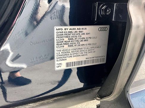 Used 2025 Audi Q7 3.0T Premium image 8