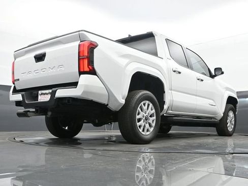 Used 2024 Toyota Tacoma SR5 image 11