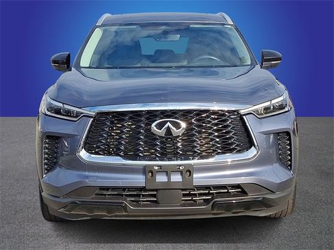 Used 2023 INFINITI QX60 Luxe image 2