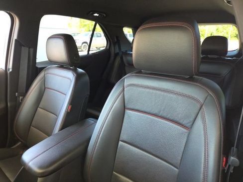 Used 2022 Chevrolet Equinox RS w/ RS Leather Package AWD/4WD image 24