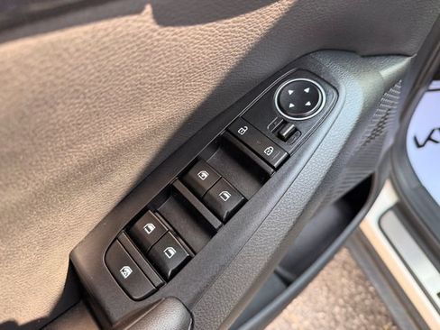 Certified 2023 Kia Seltos S w/ Navigation Package FWD image 13