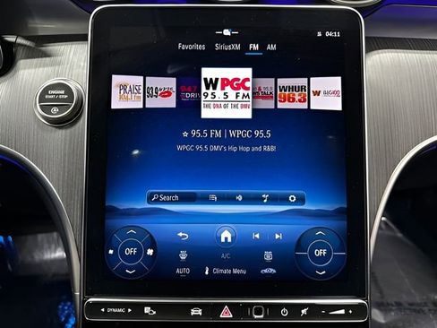 Used 2025 Mercedes-Benz C 300 4MATIC Sedan image 31