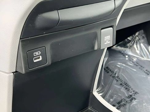 Used 2023 Honda Odyssey EX-L image 27