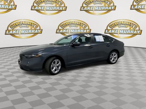 Used 2025 Honda Accord LX image 7