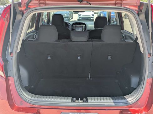Used 2020 Kia Soul LX FWD image 15
