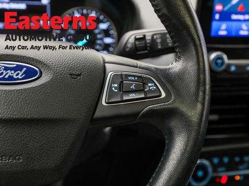 Used 2021 Ford EcoSport Titanium image 16