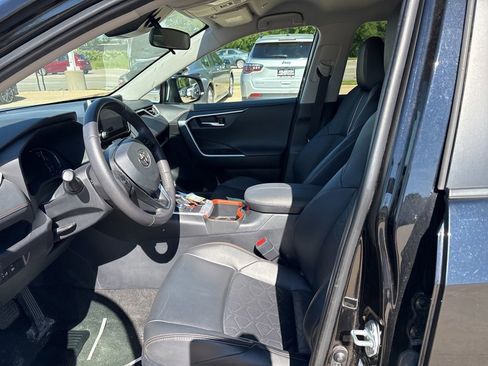 Used 2024 Toyota RAV4 Adventure AWD/4WD image 10