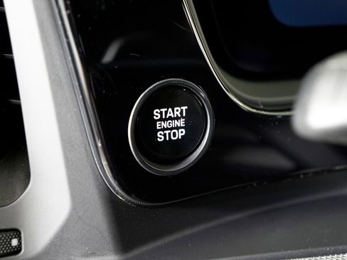 New 2026 Porsche Cayenne Coupe AWD/4WD image 20