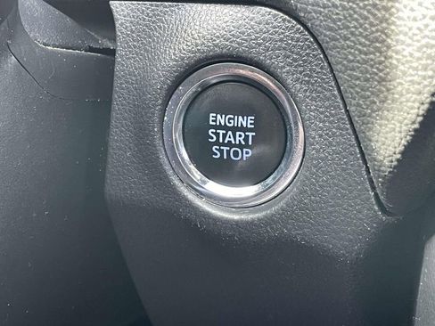 Used 2019 Toyota RAV4 XLE image 37