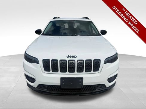Used 2022 Jeep Cherokee Latitude Lux w/ Sun & Sound Group AWD/4WD image 10