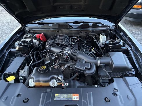 Used 2014 Ford Mustang Coupe image 31
