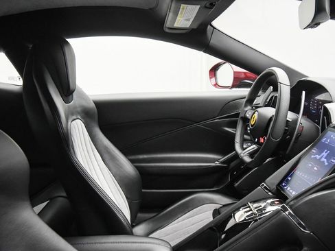 Used 2023 Ferrari Roma image 54