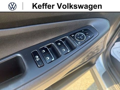 Used 2023 Hyundai Santa Fe SE AWD/4WD image 15