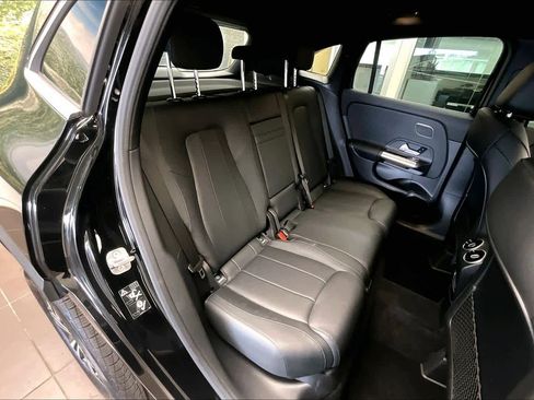 Used 2025 Mercedes-Benz GLA 250 image 19