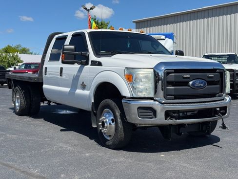 Used 2016 Ford F350 XL w/ Power Equipment Group AWD/4WD image 2