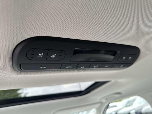New 2026 Hyundai Palisade SEL Premium FWD image 17