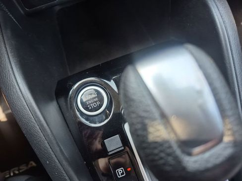 Used 2020 Nissan Versa SV FWD image 20