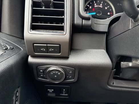 Used 2020 Ford F150 XLT w/ Equipment Group 302A Luxury AWD/4WD image 22