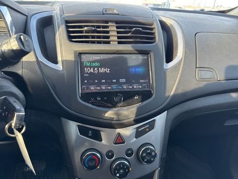 Used 2015 Chevrolet Trax LT w/ LT Plus Package image 9