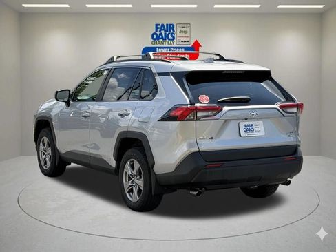 Used 2025 Toyota RAV4 LE AWD/4WD image 10