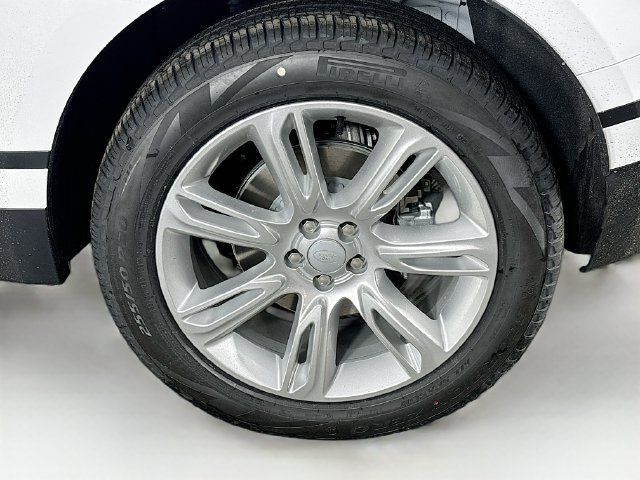 Used 2026 Land Rover Range Rover Velar S AWD/4WD image 28