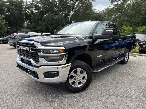 Used 2026 RAM 2500 Big Horn AWD/4WD image 2