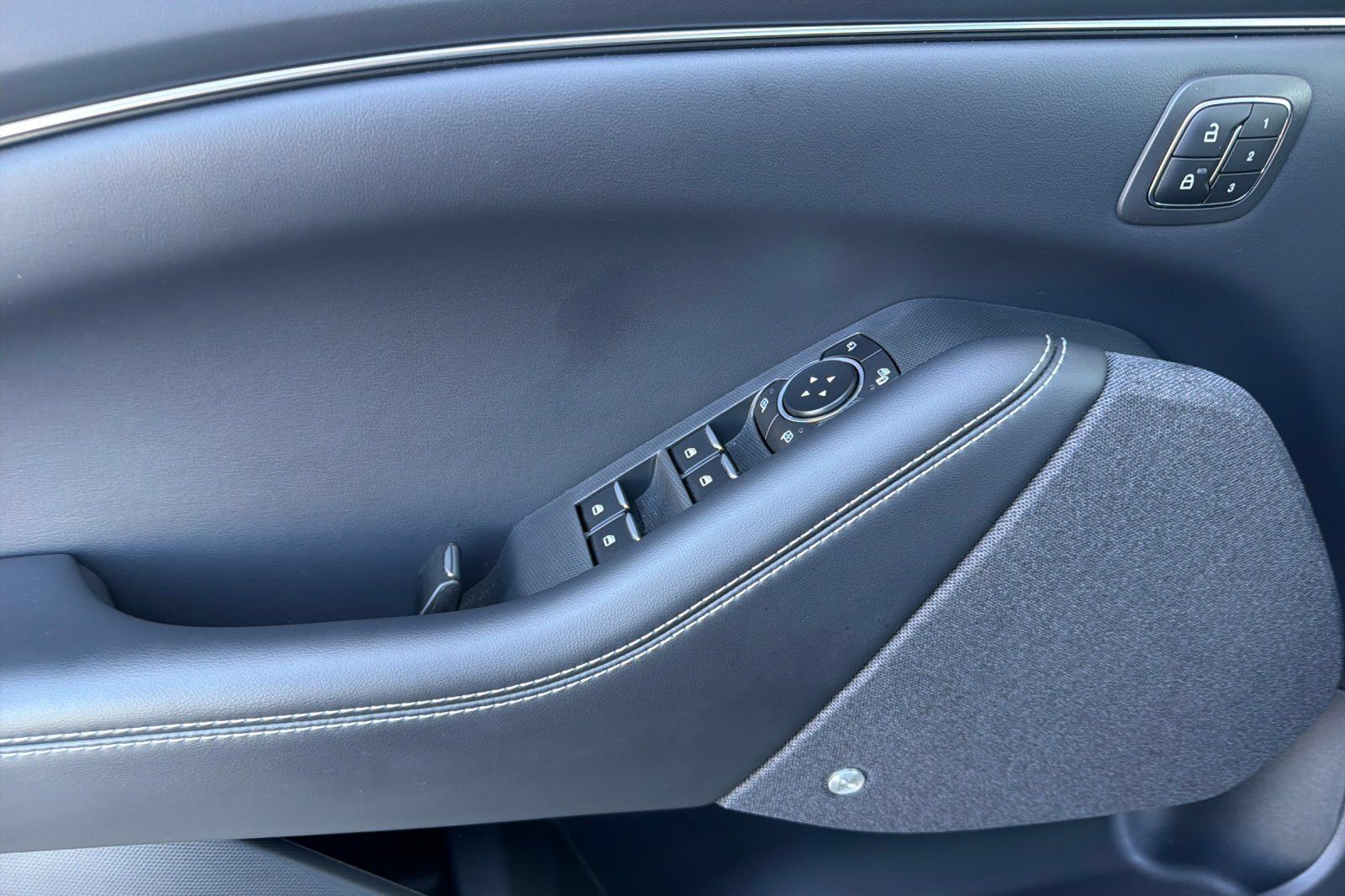 Used 2023 Ford Mustang Mach-E Premium RWD image 13