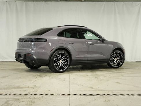 Certified 2025 Porsche Macan Electric RWD image 7