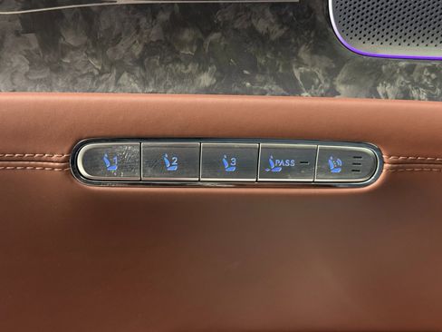 Used 2024 Genesis G90 3.5T image 18