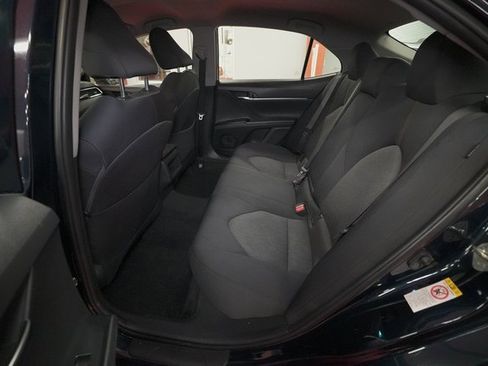 Certified 2018 Toyota Camry LE w/ Convenience Package image 15