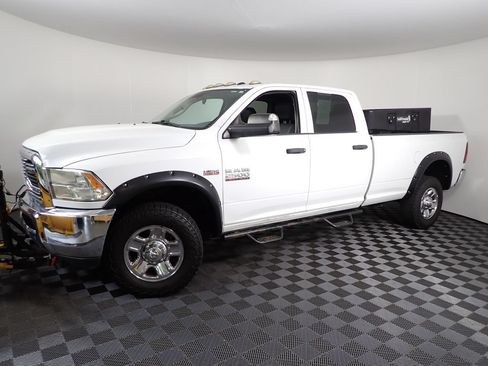 Used 2017 RAM 2500 Tradesman w/ Chrome Appearance Group AWD/4WD image 18