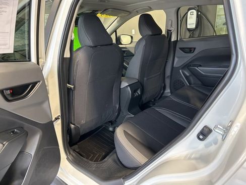 Used 2025 Subaru Crosstrek 2.0i Premium image 23