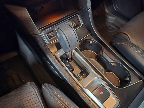 Used 2024 Subaru Ascent Limited w/ Technology Package image 37