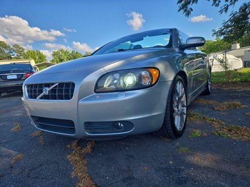 Used 2010 Volvo C70 T5 FWD image 37