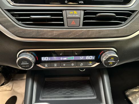 New 2025 Nissan Altima 2.5 SV image 19