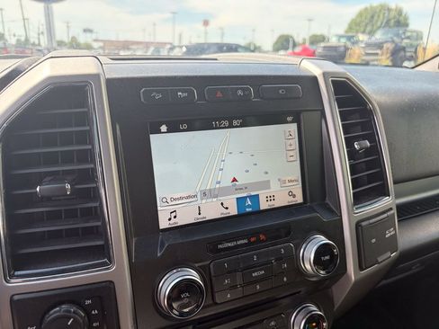 Used 2017 Ford F150 Lariat w/ Equipment Group 502A Luxury AWD/4WD image 21