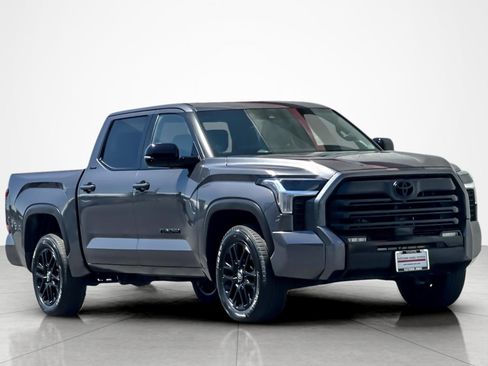 Certified 2025 Toyota Tundra Limited AWD/4WD image 7