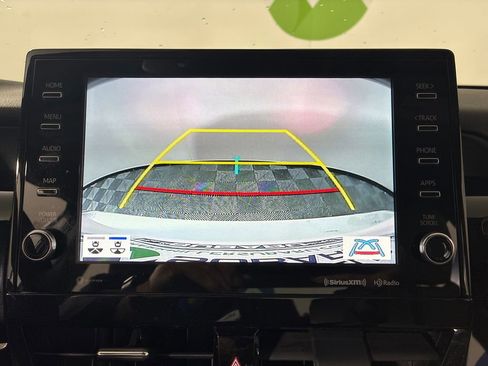 Used 2022 Toyota Camry XLE image 19