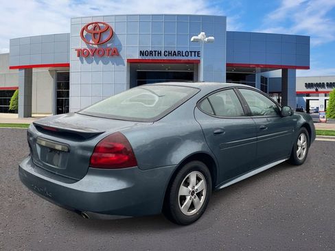 Used 2006 Pontiac Grand Prix w/ Preferred Package FWD image 7