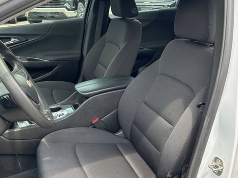 Used 2023 Chevrolet Malibu LT FWD image 5