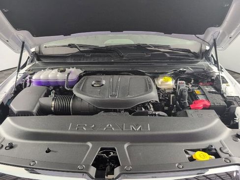 New 2026 RAM 1500 Laramie AWD/4WD image 3