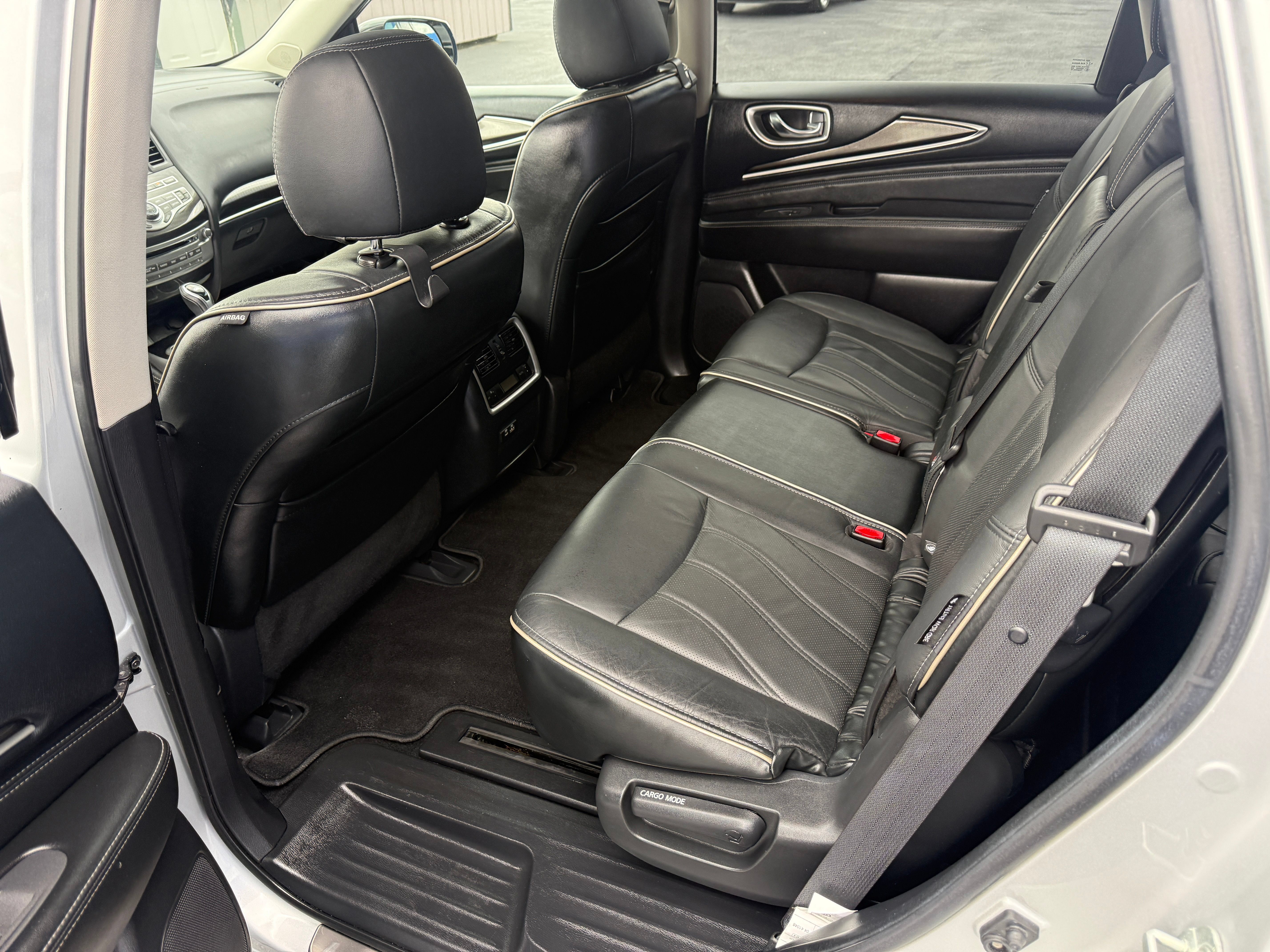 Used 2019 INFINITI QX60 Luxe w/ Essential Package AWD/4WD image 17