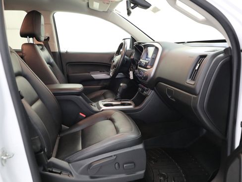 Used 2018 Chevrolet Colorado ZR2 image 11