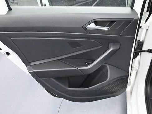 Used 2025 Volkswagen Jetta Sport FWD image 21