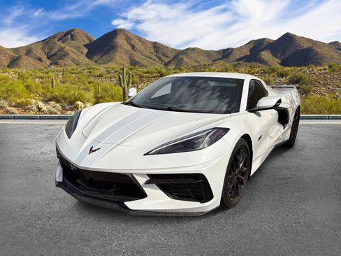 Used 2023 Chevrolet Corvette Stingray Premium Conv w/ Z51 Performance Package RWD image 15