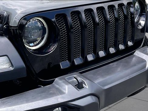 Used 2023 Jeep Wrangler Unlimited Sport AWD/4WD image 31
