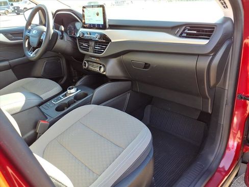 Certified 2022 Ford Escape SE w/ Convenience Package image 10