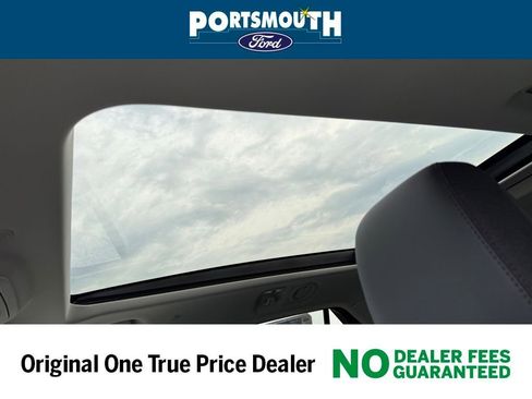 New 2026 Ford Explorer Active w/ Active Comfort Package image 14